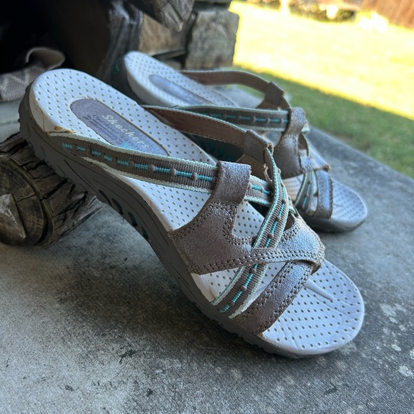 Skechers Reggae Gray & Teal leather Women's Slide Sandals Sz-6. Q - Picture 2 of 13